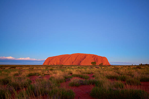 【澳洲】艾爾斯岩+凱恩斯13天 【澳洲】艾爾斯岩+凱恩斯13天